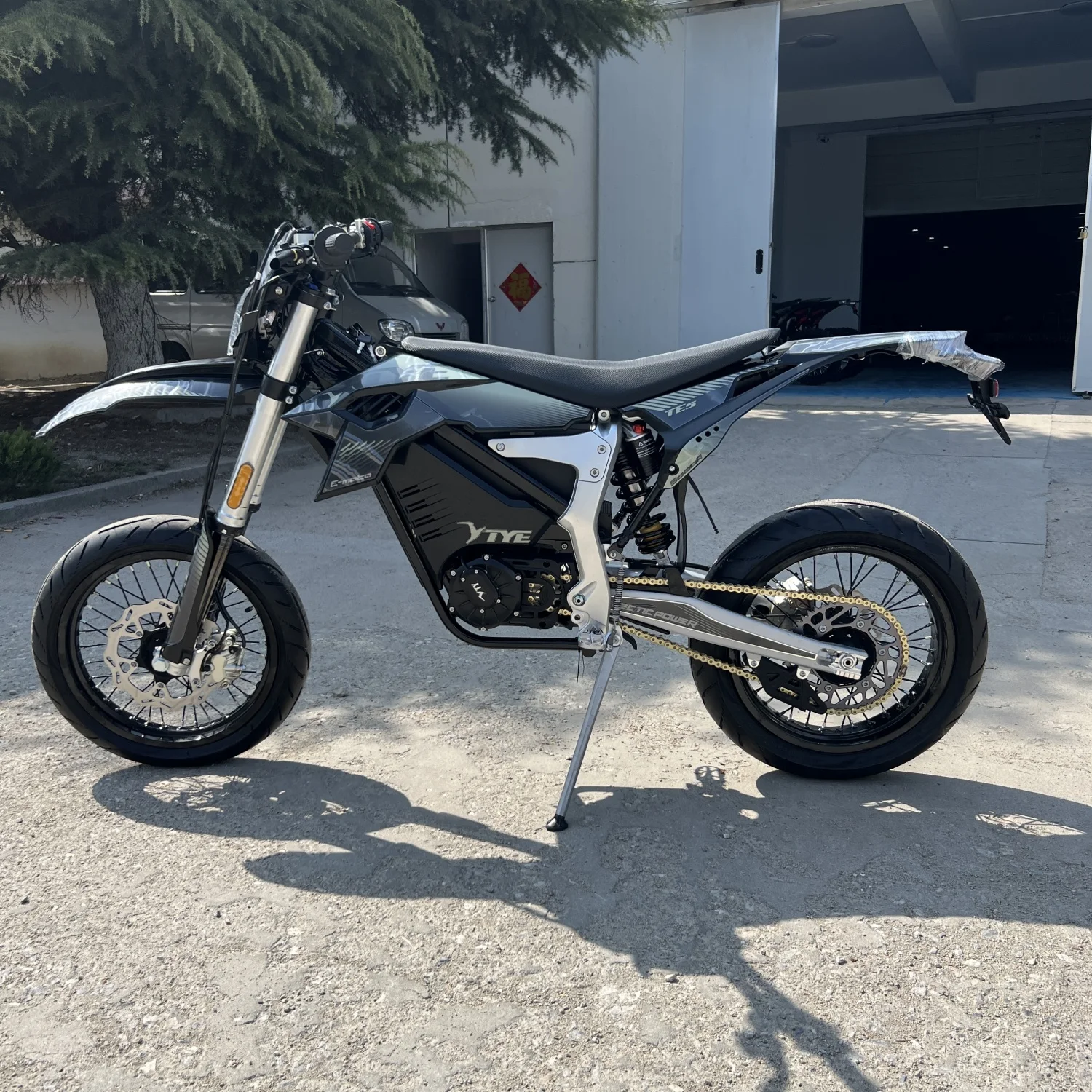 Электроэндуро TYE Moto TYE5000 Supermoto (Ти-Уай-И Мото Ти-Уай-И5000 Супермото), фото модели